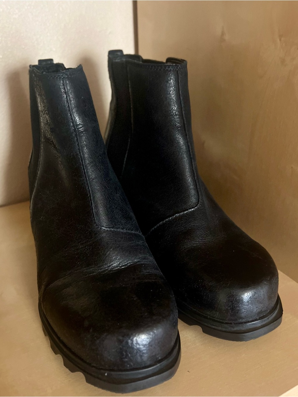 Sorel Black Joan of Arctic Wedge III Chelsea Boots size 11 - Waterproof Leather - Picture 9 of 14